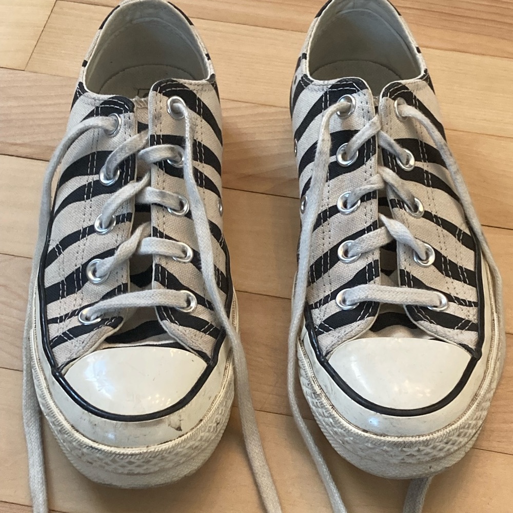 Striped Converses zébrés